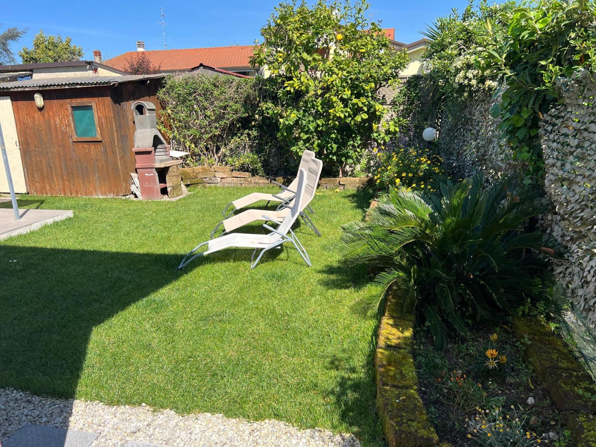 Casa Vacanze Vespucci Torre del Lago Puccini Exterior foto