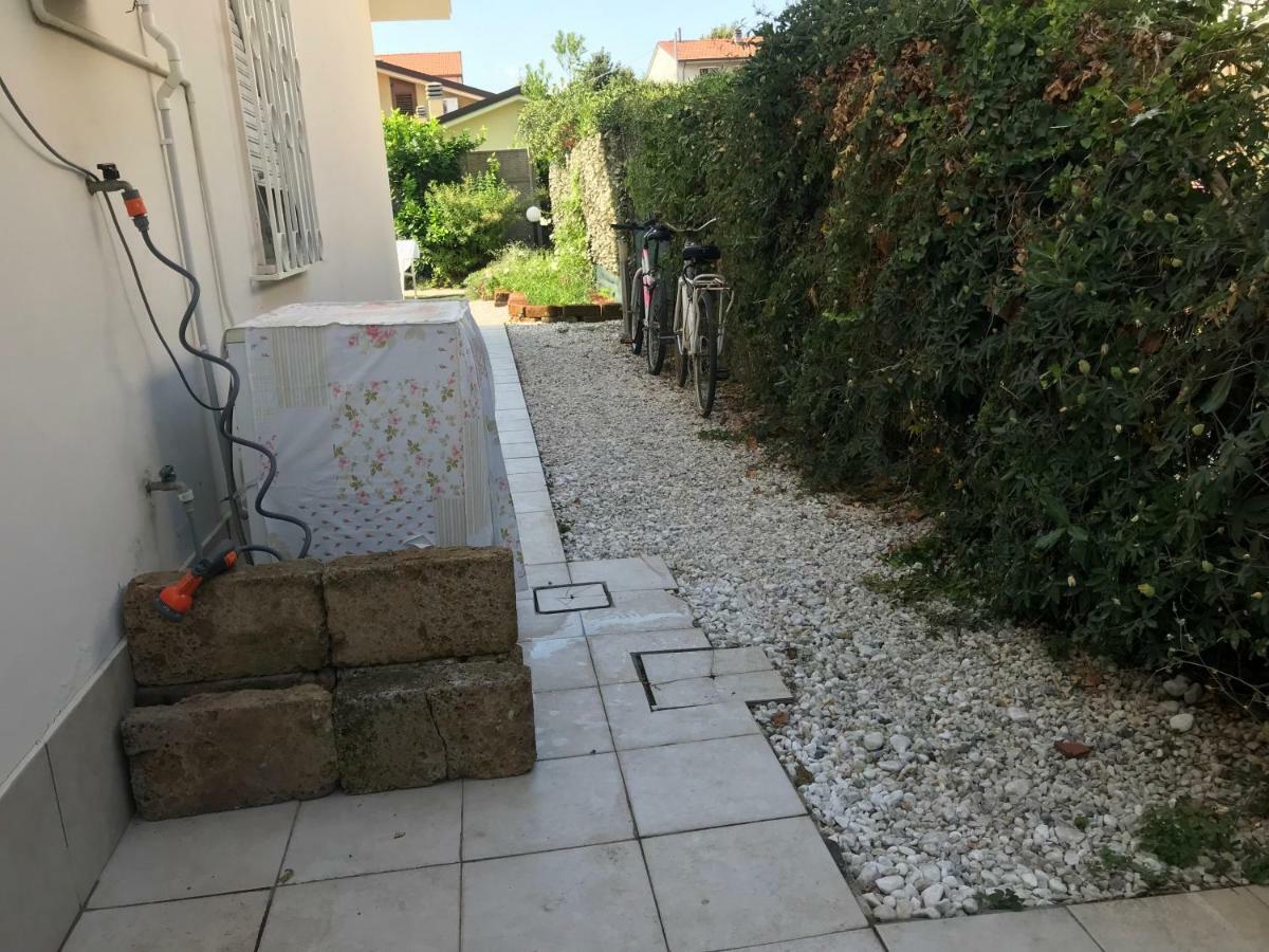 Casa Vacanze Vespucci Torre del Lago Puccini Exterior foto